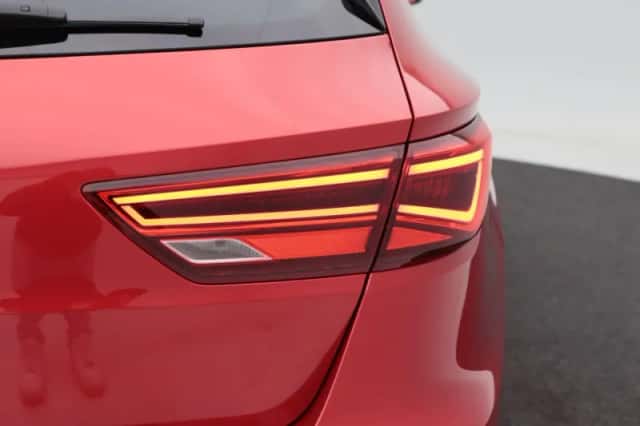 SEAT Leon (2019) thumbnail 12