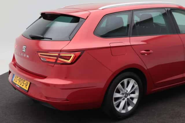 SEAT Leon (2019) thumbnail 13