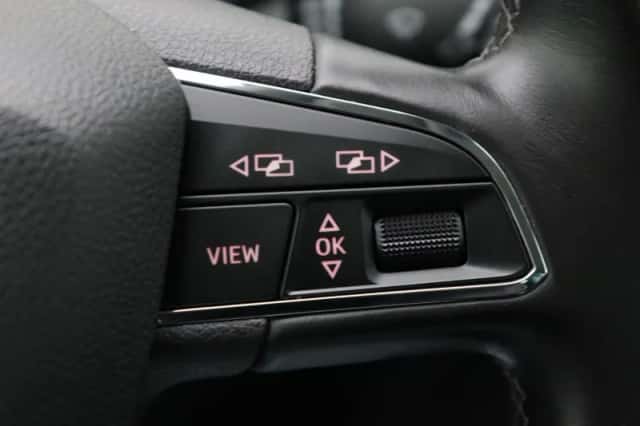 SEAT Leon (2019) thumbnail 22