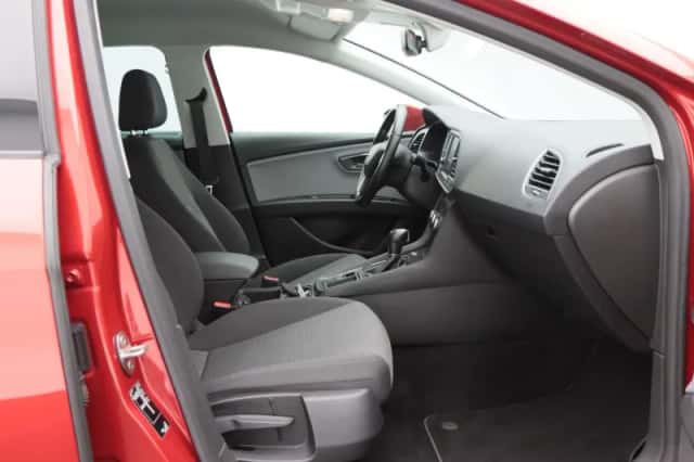 SEAT Leon (2019) thumbnail 38