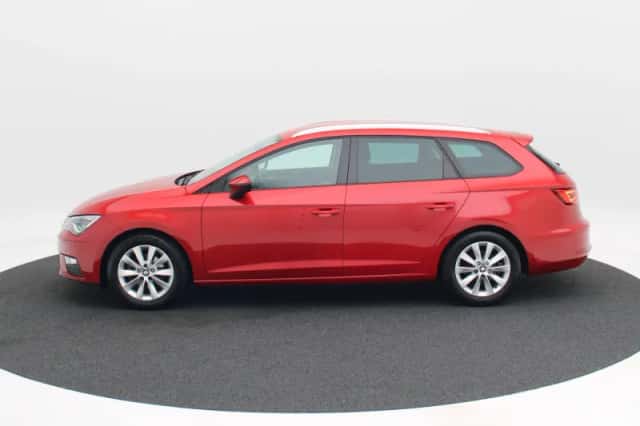 SEAT Leon (2019) thumbnail 7