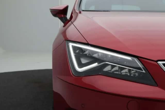 SEAT Leon (2019) thumbnail 8