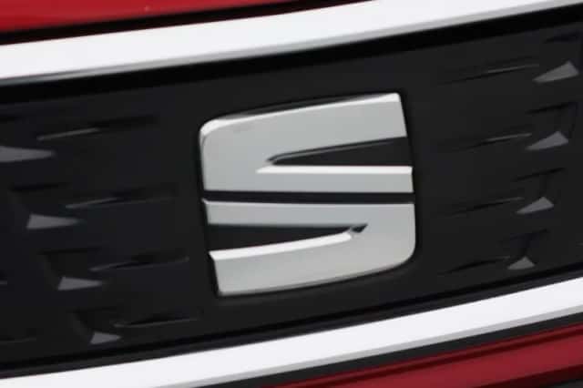 SEAT Leon (2019) thumbnail 9