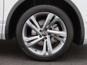 Volkswagen Tiguan (2023) thumbnail 12