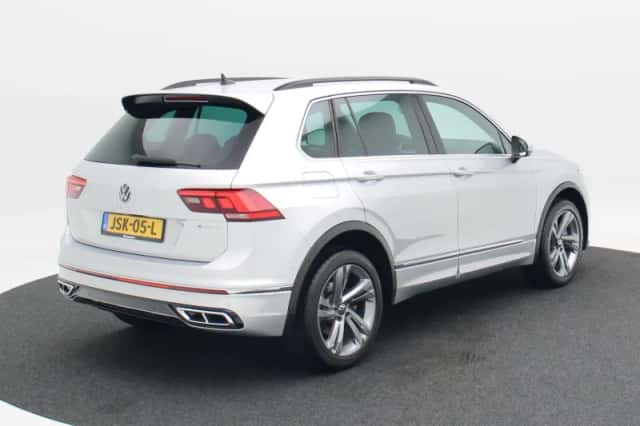 Volkswagen Tiguan (2023) thumbnail 3