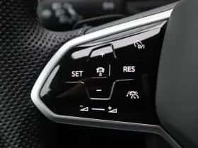 Volkswagen Tiguan (2023) thumbnail 23