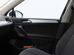 Volkswagen Tiguan (2019) thumbnail 32