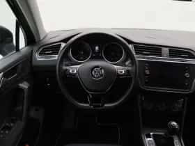 Volkswagen Tiguan (2019) thumbnail 35