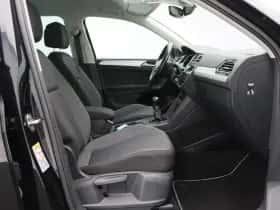 Volkswagen Tiguan (2019) thumbnail 38