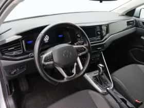 Volkswagen Polo (2023) thumbnail 3