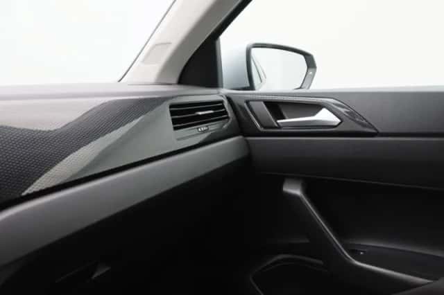 Volkswagen Polo (2023) thumbnail 27