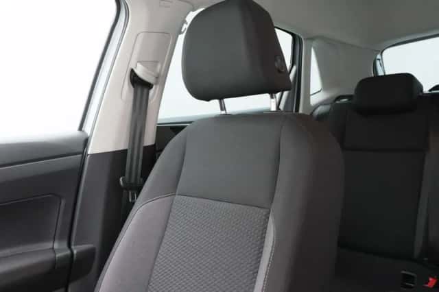 Volkswagen Polo (2023) thumbnail 29