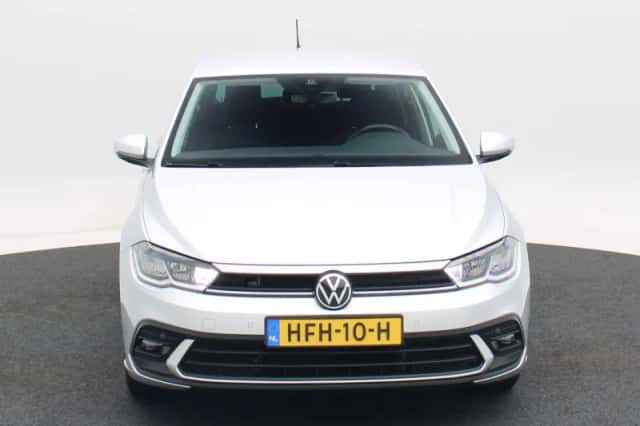 Volkswagen Polo (2023) thumbnail 4