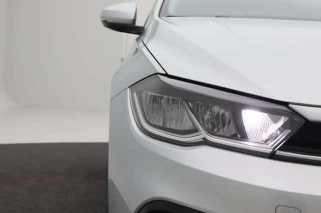 Volkswagen Polo (2023) thumbnail 10