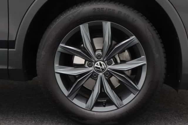 Volkswagen Tiguan (2024) thumbnail 14