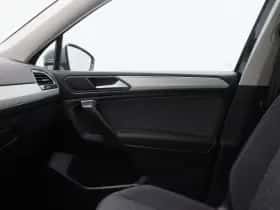 Volkswagen Tiguan (2024) thumbnail 35