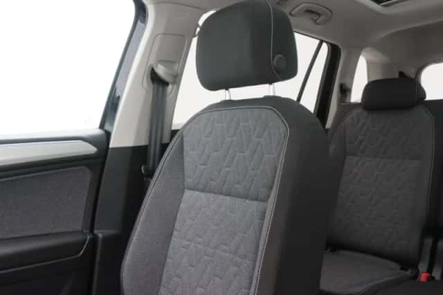 Volkswagen Tiguan (2024) thumbnail 36