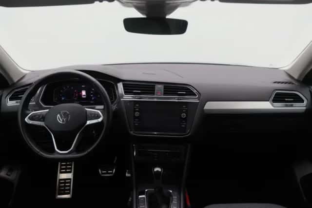 Volkswagen Tiguan (2024) thumbnail 37