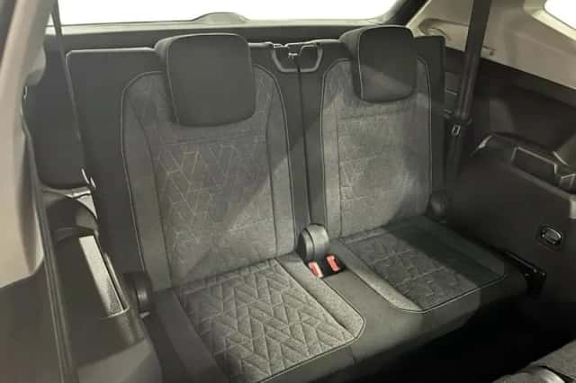 Volkswagen Tiguan (2024) thumbnail 39