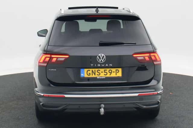 Volkswagen Tiguan (2024) thumbnail 6