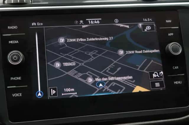 Volkswagen Tiguan (2024) thumbnail 8