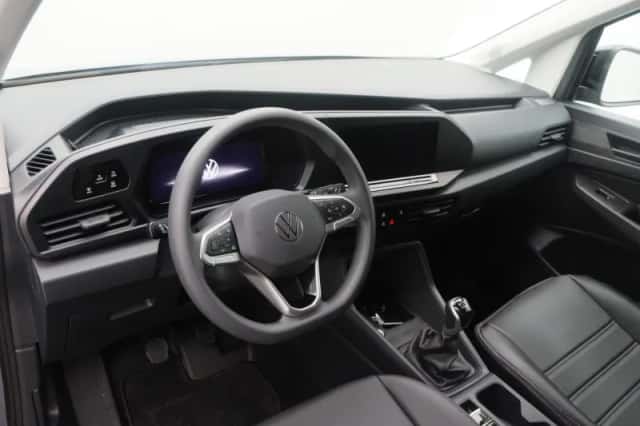 Volkswagen Caddy (2024) thumbnail 3