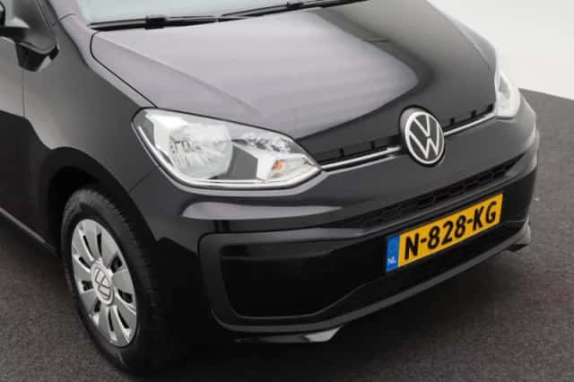 Volkswagen Up! (2021) thumbnail 12