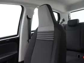 Volkswagen Up! (2021) thumbnail 22