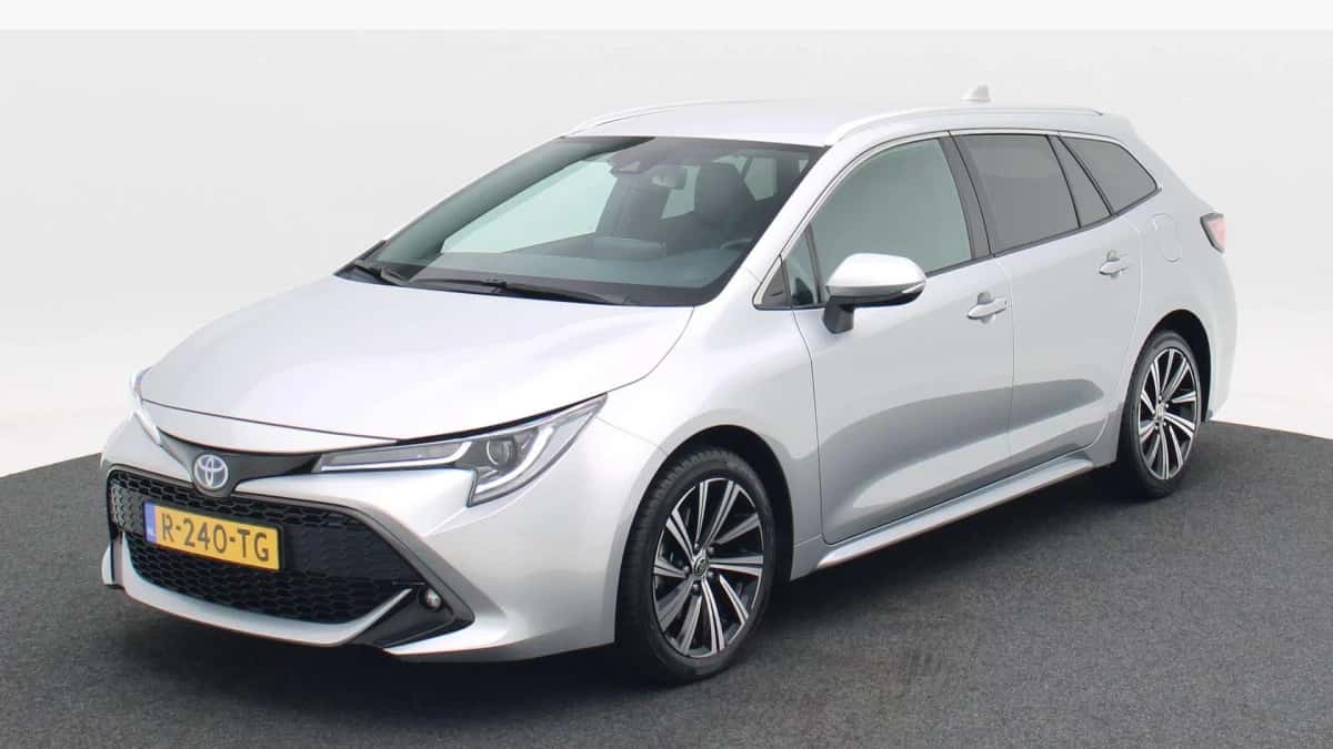 Toyota Corolla (2022) — foto 1