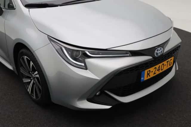 Toyota Corolla (2022) thumbnail 12