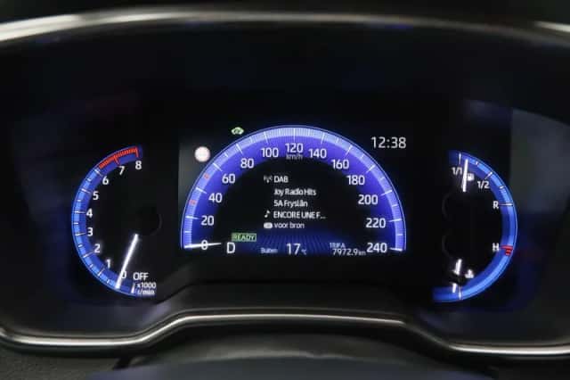 Toyota Corolla (2022) thumbnail 20