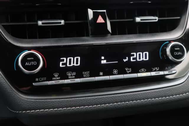 Toyota Corolla (2022) thumbnail 25