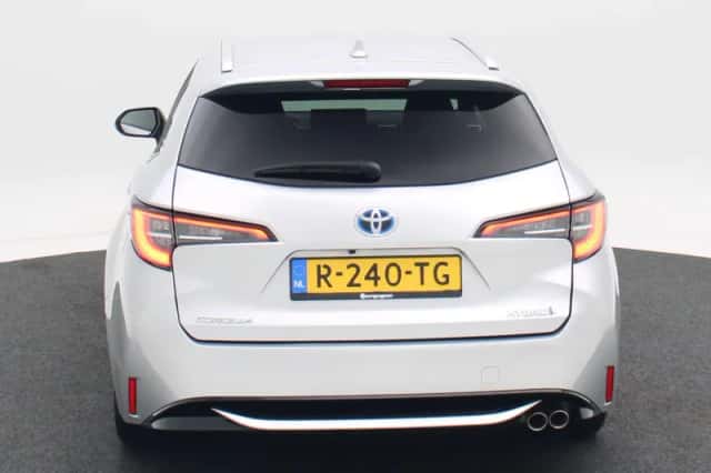 Toyota Corolla (2022) thumbnail 6