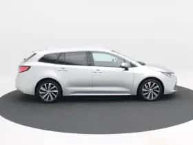 Toyota Corolla (2022) thumbnail 7