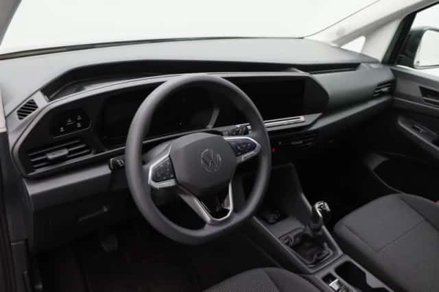 Volkswagen Caddy (2024) thumbnail 3