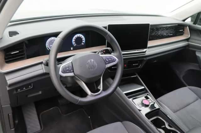 Volkswagen Tayron (2025) thumbnail 4