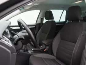 Škoda Octavia (2020) thumbnail 18