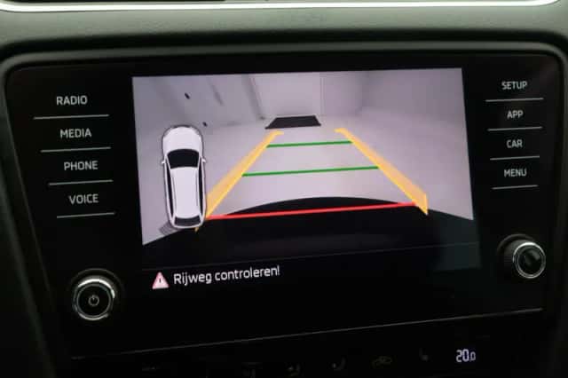 Škoda Octavia (2020) thumbnail 25