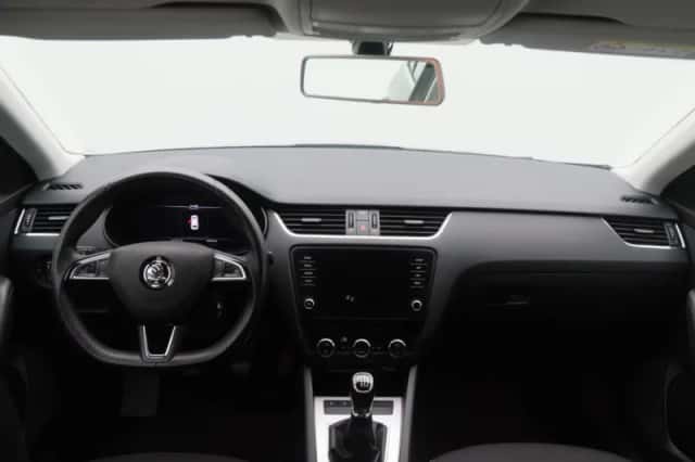 Škoda Octavia (2020) thumbnail 31