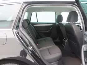 Škoda Octavia (2020) thumbnail 33