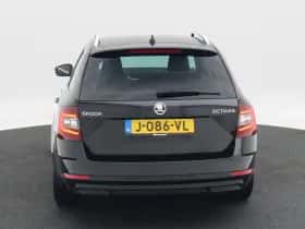 Škoda Octavia (2020) thumbnail 5