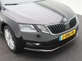 Škoda Octavia (2020) thumbnail 10