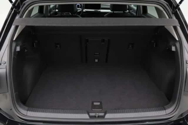 Volkswagen Golf (2025) thumbnail 16