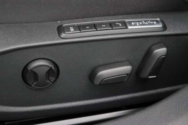Volkswagen Golf (2025) thumbnail 20