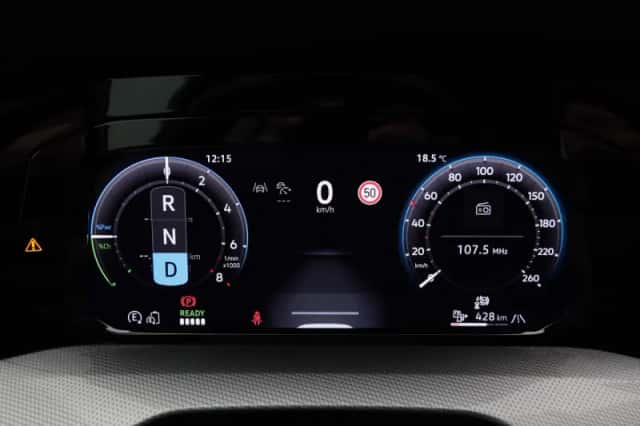 Volkswagen Golf (2025) thumbnail 21
