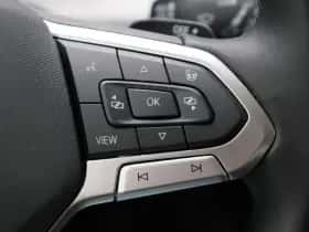 Volkswagen Golf (2025) thumbnail 23