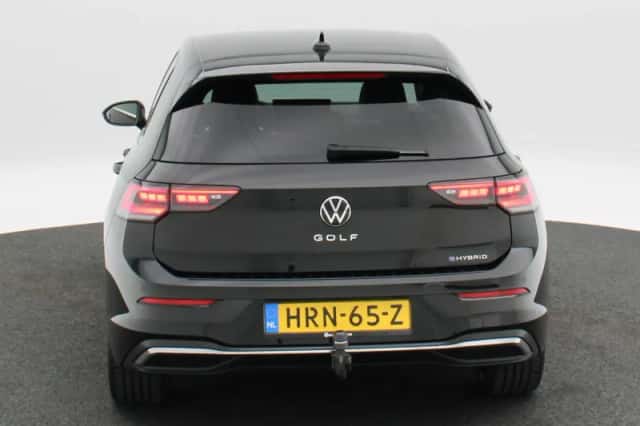 Volkswagen Golf (2025) thumbnail 7