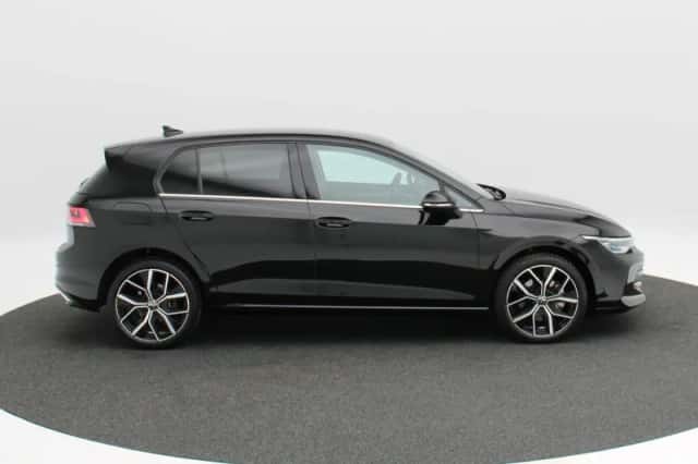 Volkswagen Golf (2025) thumbnail 8