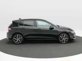 Volkswagen Golf (2025) thumbnail 8