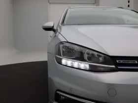 Volkswagen Golf (2018) thumbnail 10
